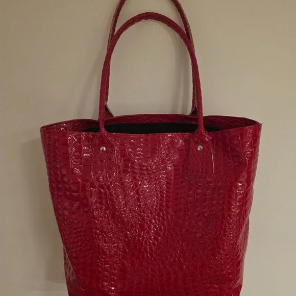 Handbag - Picture 3 of 5